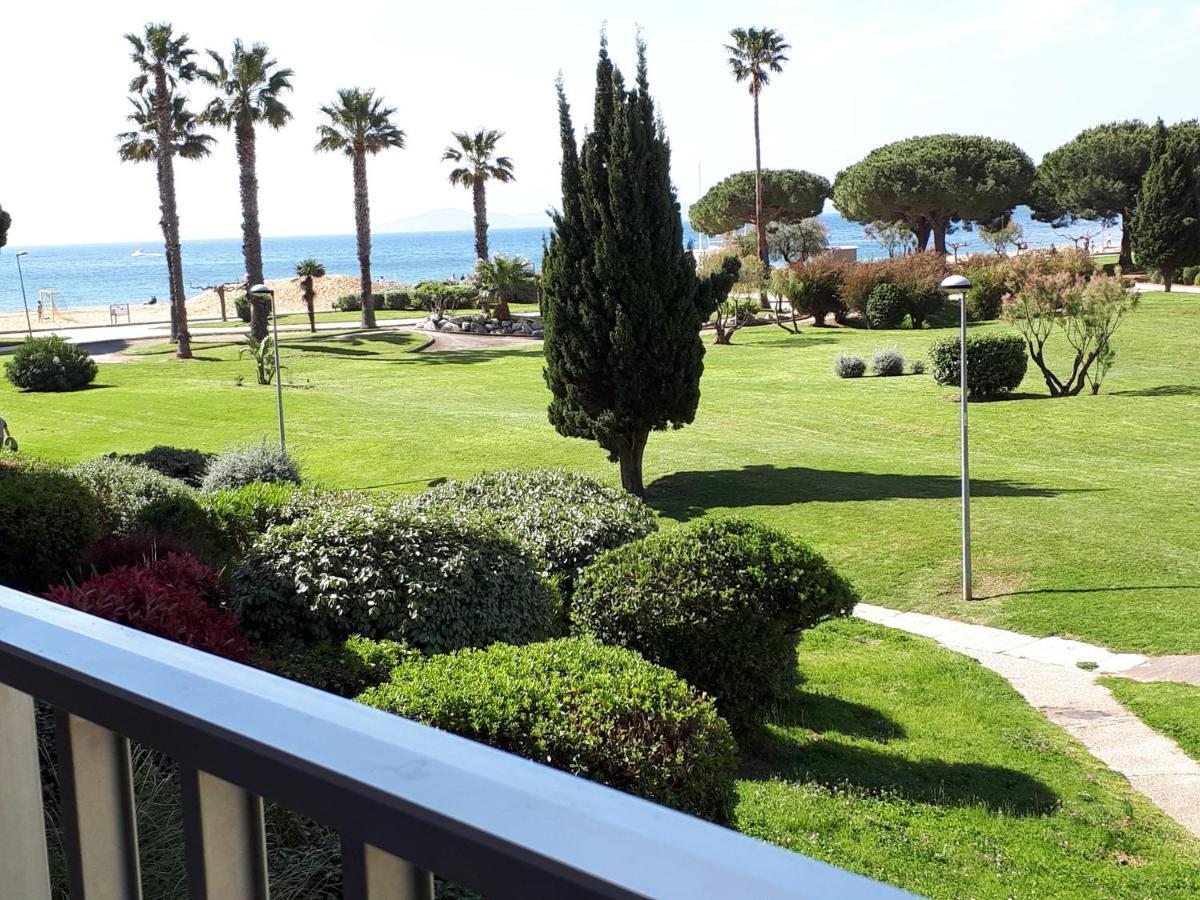 La Londe Les Maures Apartman Kültér fotó
